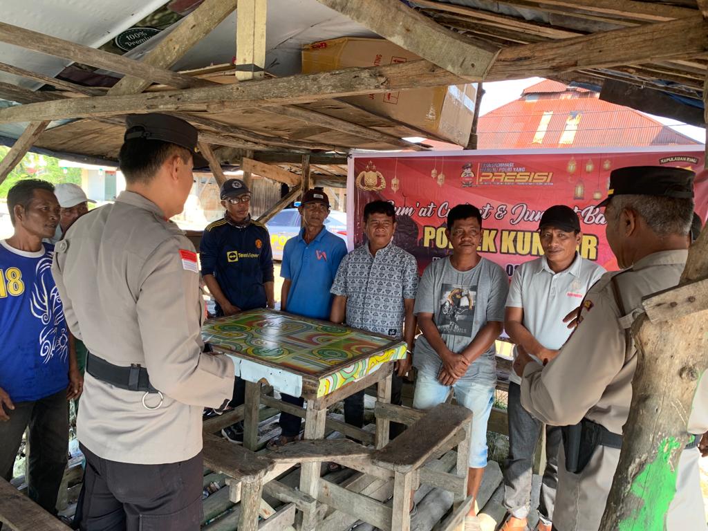 Kapolsek Kundur Pimpin Jum'at Curhat di Pelabuhan Bintan Jaya Gudang Karet